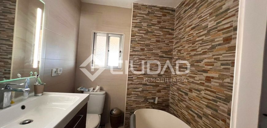 Piso reformado en Bda. Los Ángeles – Barrio Alto