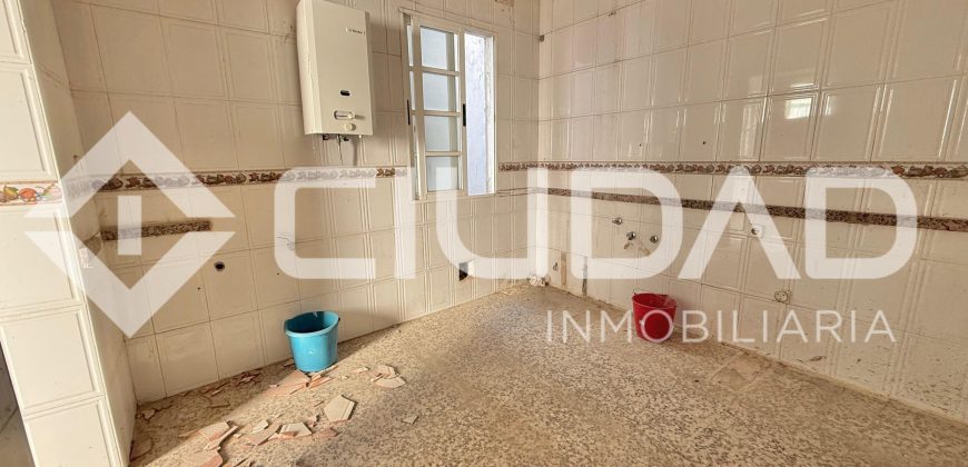 Piso en venta para reformar – Casco Histórico de Lebrija
