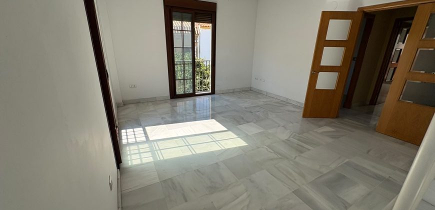 Dúplex en zona de Los Salesianos con 4 habitaciones a estrenar!!
