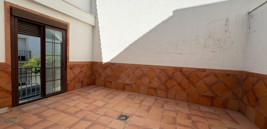 Dúplex en zona de Los Salesianos con 4 habitaciones a estrenar!!