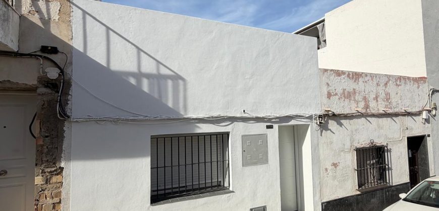 Casa a Estrenar en Planta Baja con Posibilidades de Personalización!! Calle de los Pescaderos!