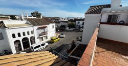 Excepcional Casa con Porche y Patio en Zona Alameda! Morón de la Frontera!