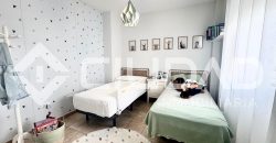 Casa totalmente reformada en venta en Lebrija