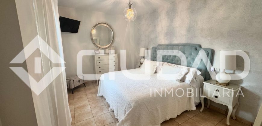 Casa totalmente reformada en venta en Lebrija