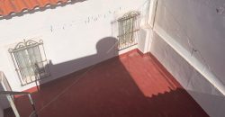 Amplia Casa de Dos Plantas con Azoteas y Lavadero en calle Cruz Verde!