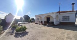 Amplio Campo con Casa y Piscina en Pago Redondo ! Morón de la Frontera.