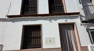 CASA EN EL CORONIL