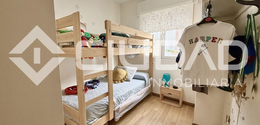 CASA REFORMADA CON GRAN PATIO – ZONA BULEVAR, LEBRIJA