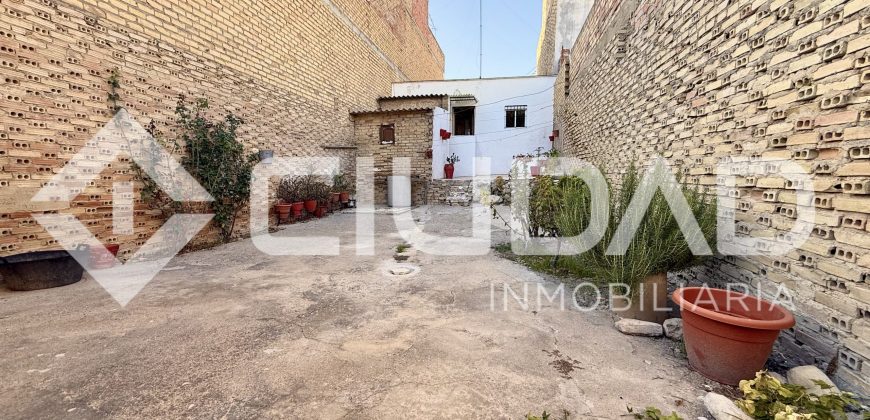 Casa en planta baja con patio – Trebujena (Cádiz)