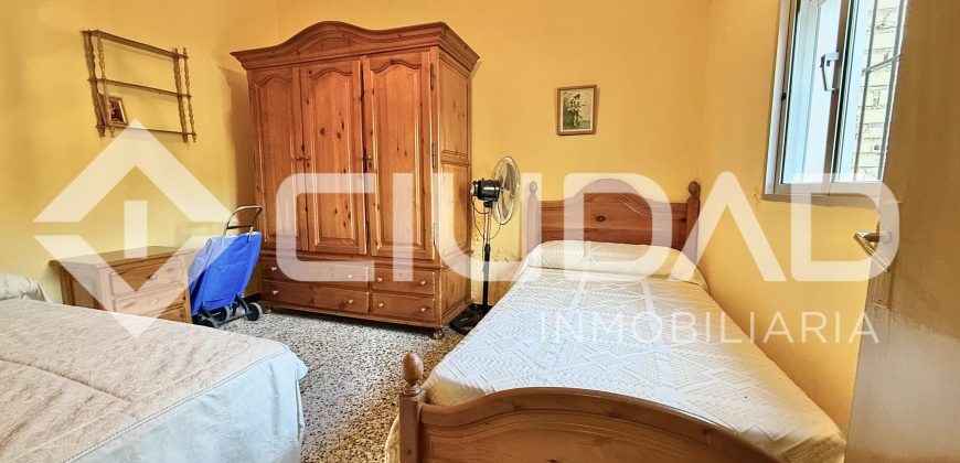 Casa en planta baja con patio – Trebujena (Cádiz)