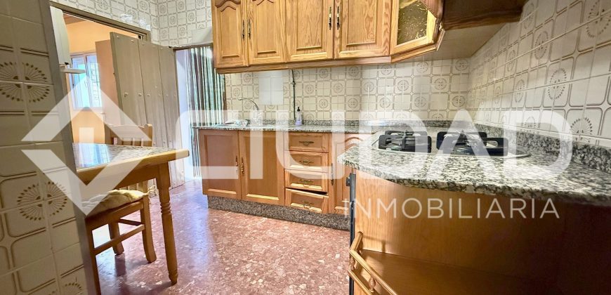Casa en planta baja con patio – Trebujena (Cádiz)