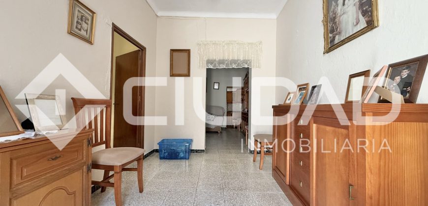 Casa en planta baja con patio – Trebujena (Cádiz)